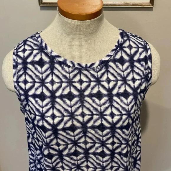 Athleta - Breezy Bella Split Back Tank Blue Geometric Ikat Print - Size Small - Picture 3 of 9